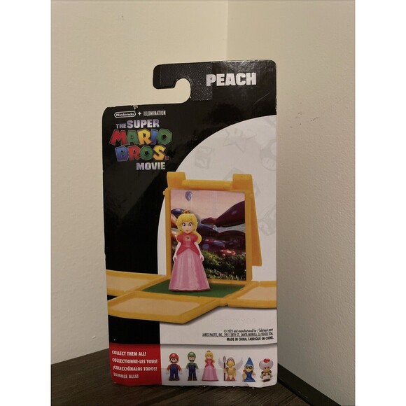 Super‎ Mario Bros Movie Peach 1.25" Mini Figure & Question Block Jakks Pacific - Picture 2 of 5